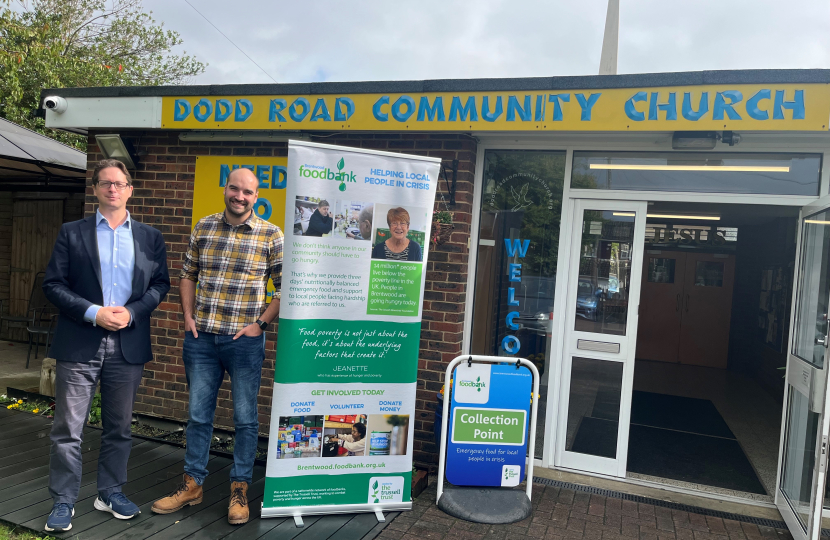 Alex Burghart MP and Pastor Peter Graham at Brentwood Foodbank