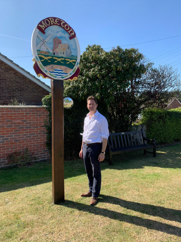 Moreton Village Sign